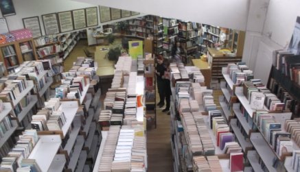 u-kucevackoj-biblioteci-citaonica-na-engleskom-jeziku