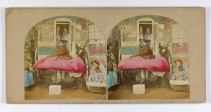 stereocard-part-of-the-howarth-loomes-collection-not-in-exhibition-640x341