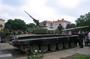 tenk-m-84-jna-jugoslovenska-narodna-armija